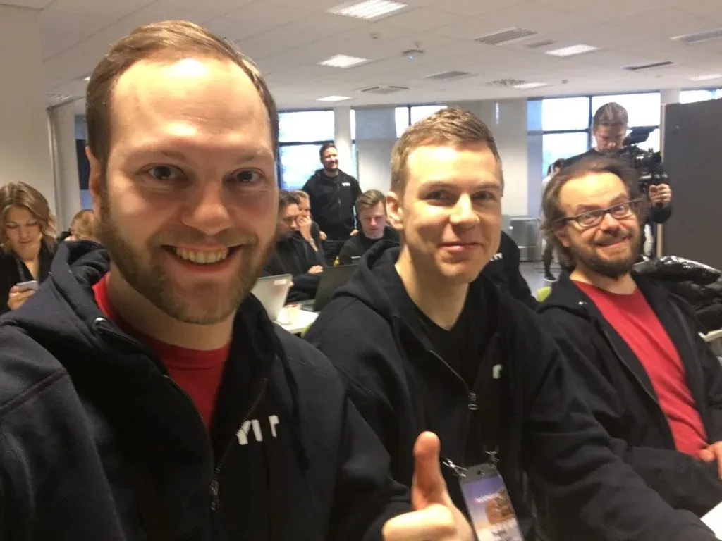 YIT_HackTheLiving_Nortal_kuvaaja_Erik_Mashkilleyson_large-1024x768.jpg